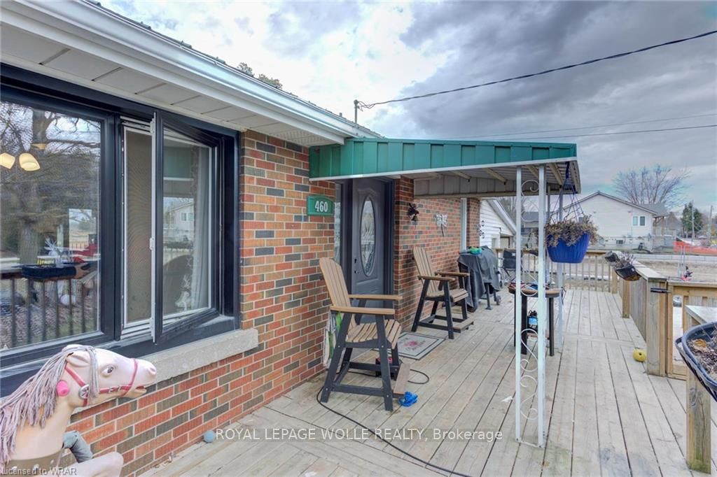 460 Domville Street
