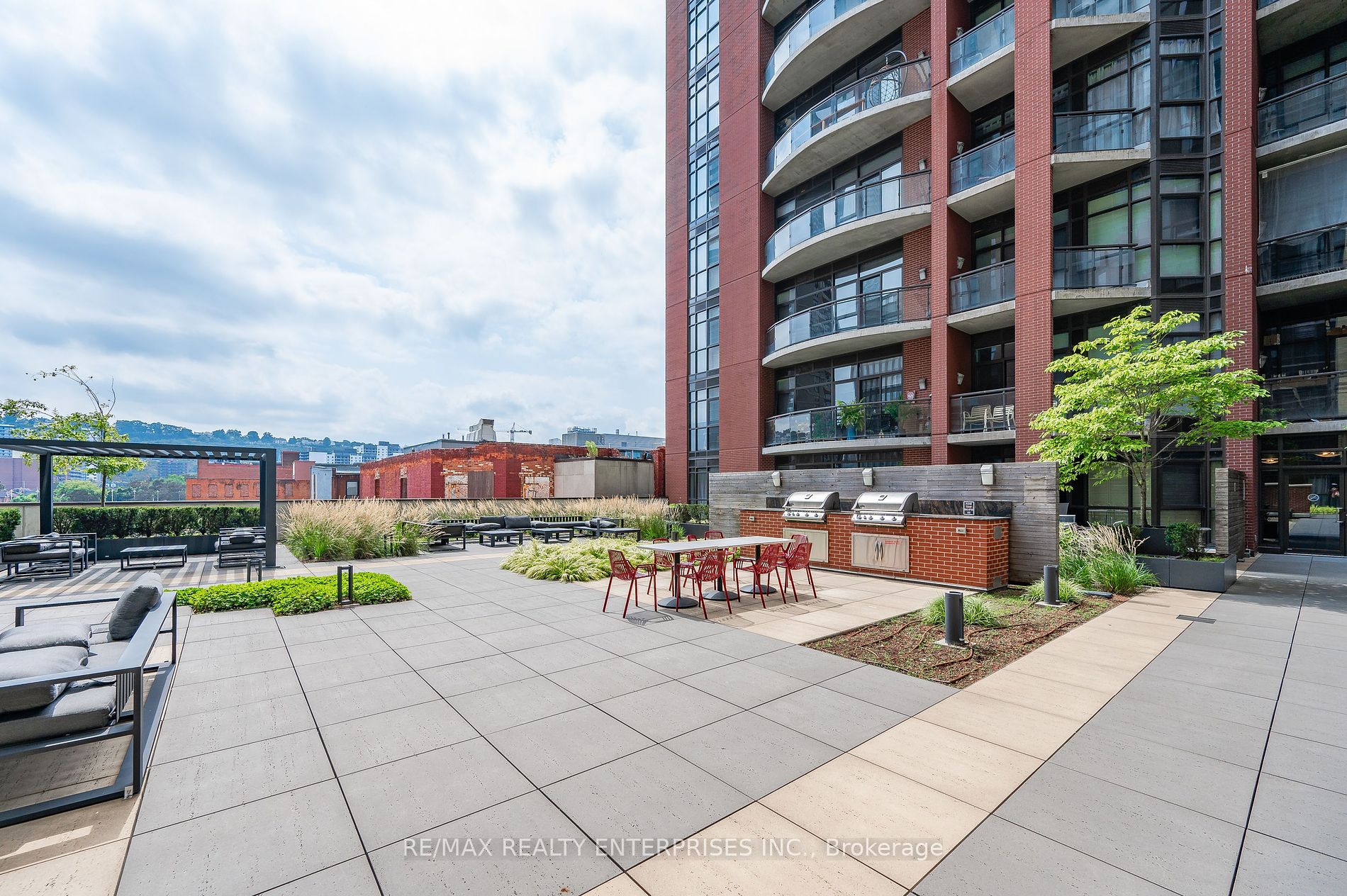 112 King Street E, ##PH05