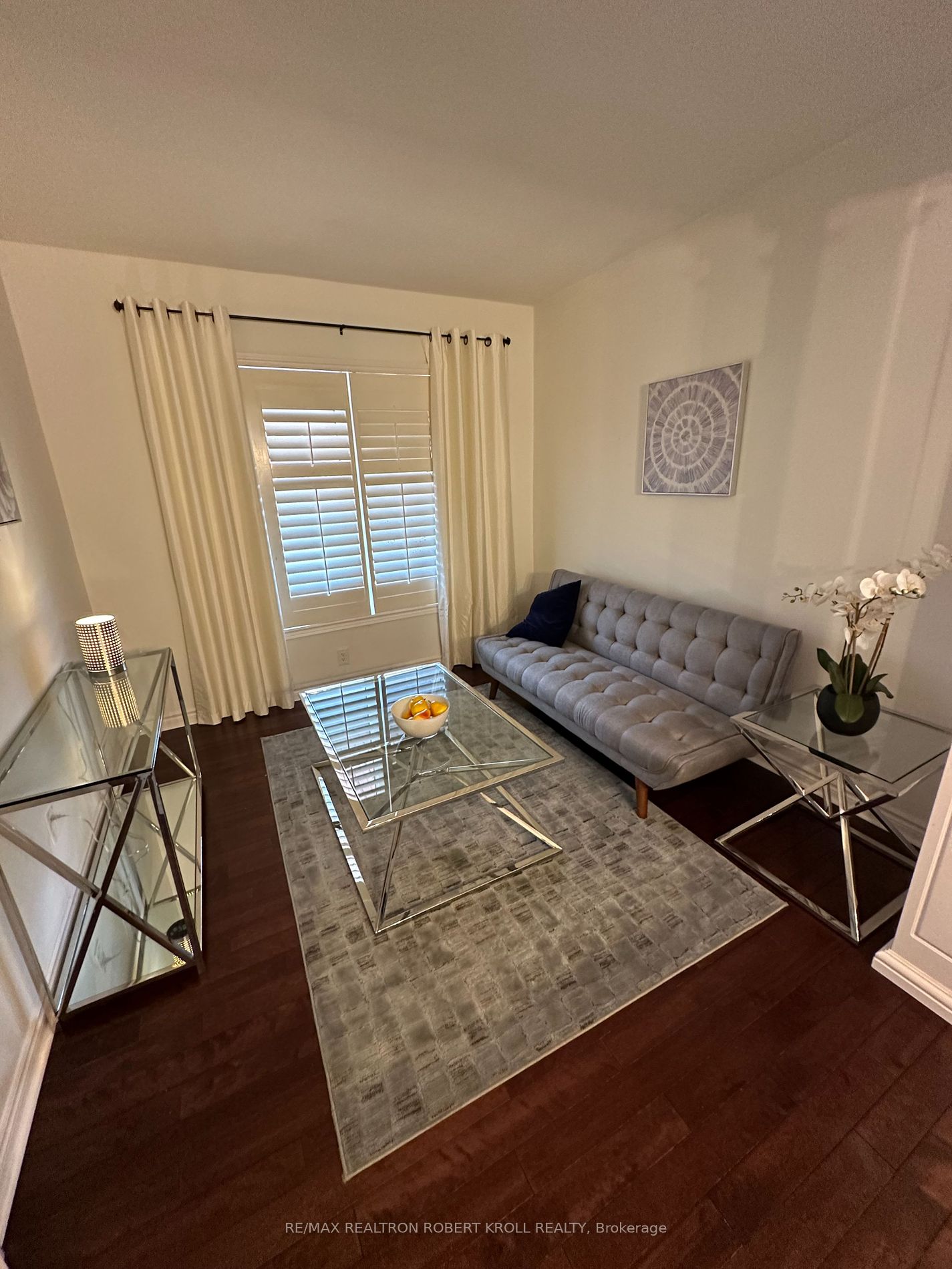 17 Avalon Pl