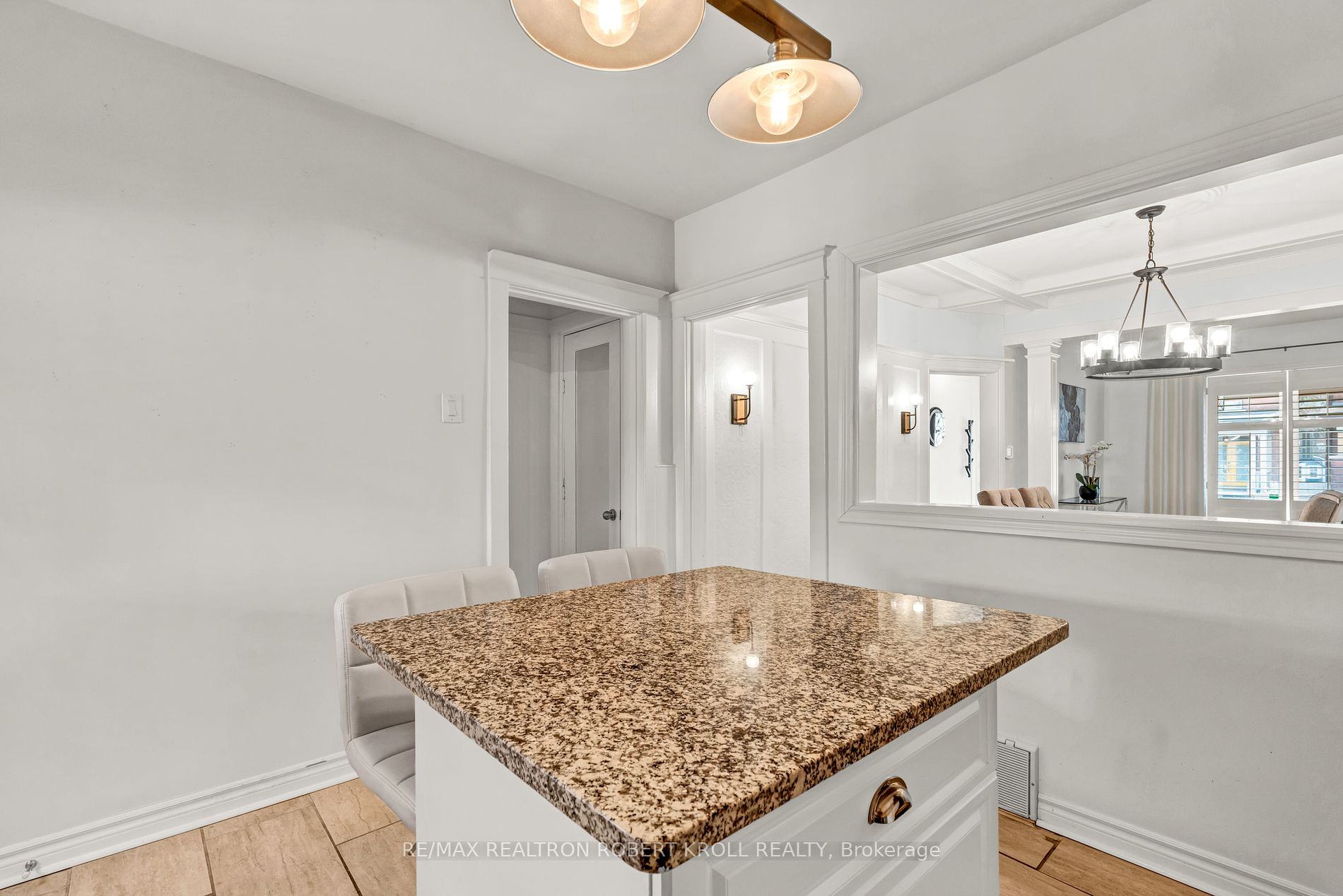 17 Avalon Pl