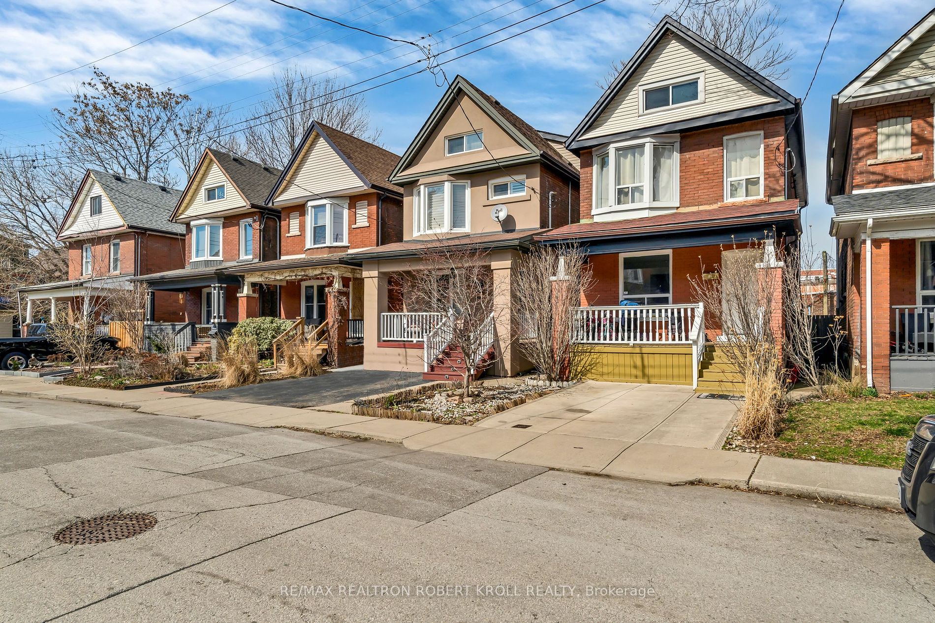 17 Avalon Pl