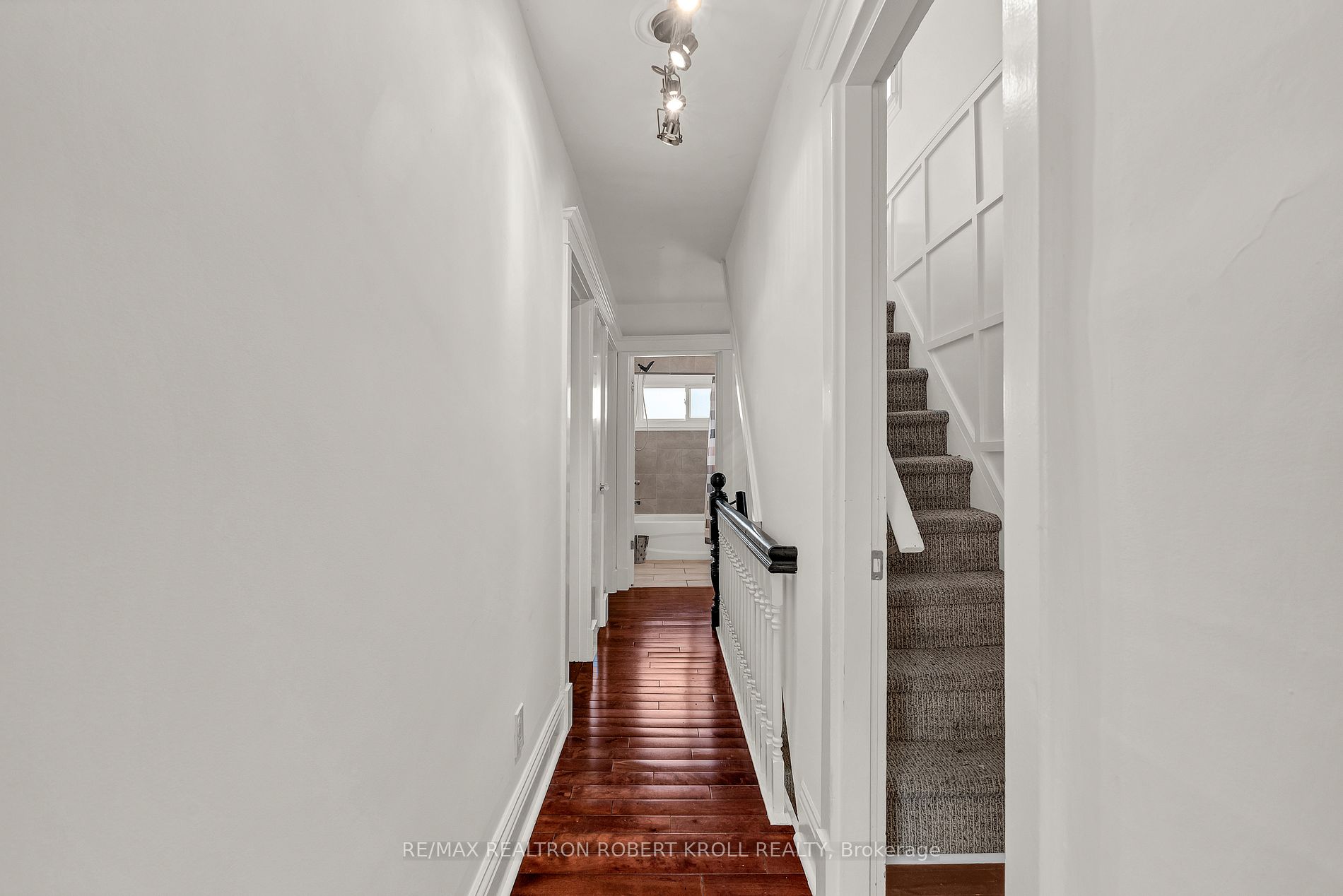 17 Avalon Pl