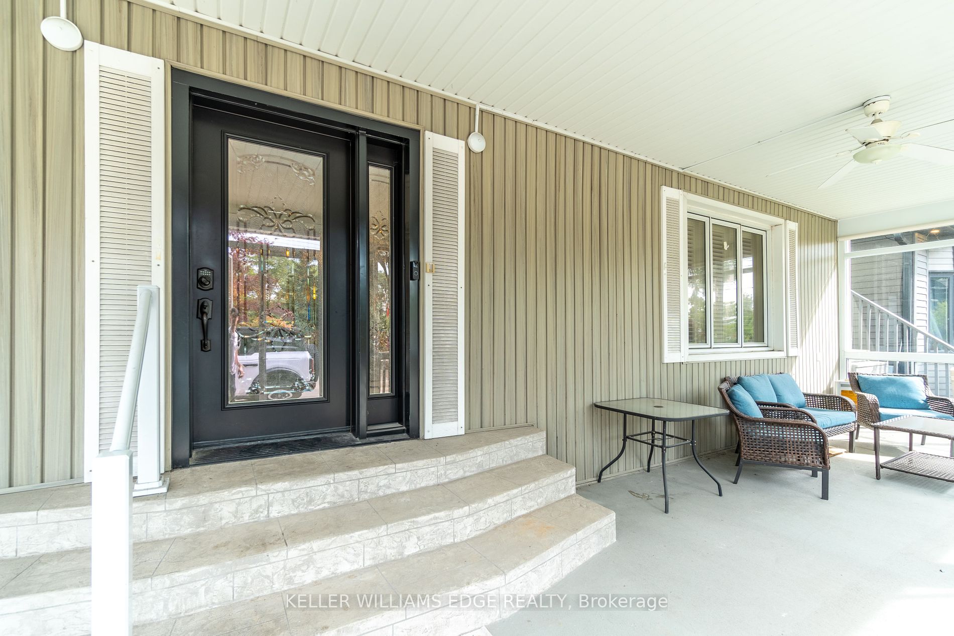 593 Beach Blvd