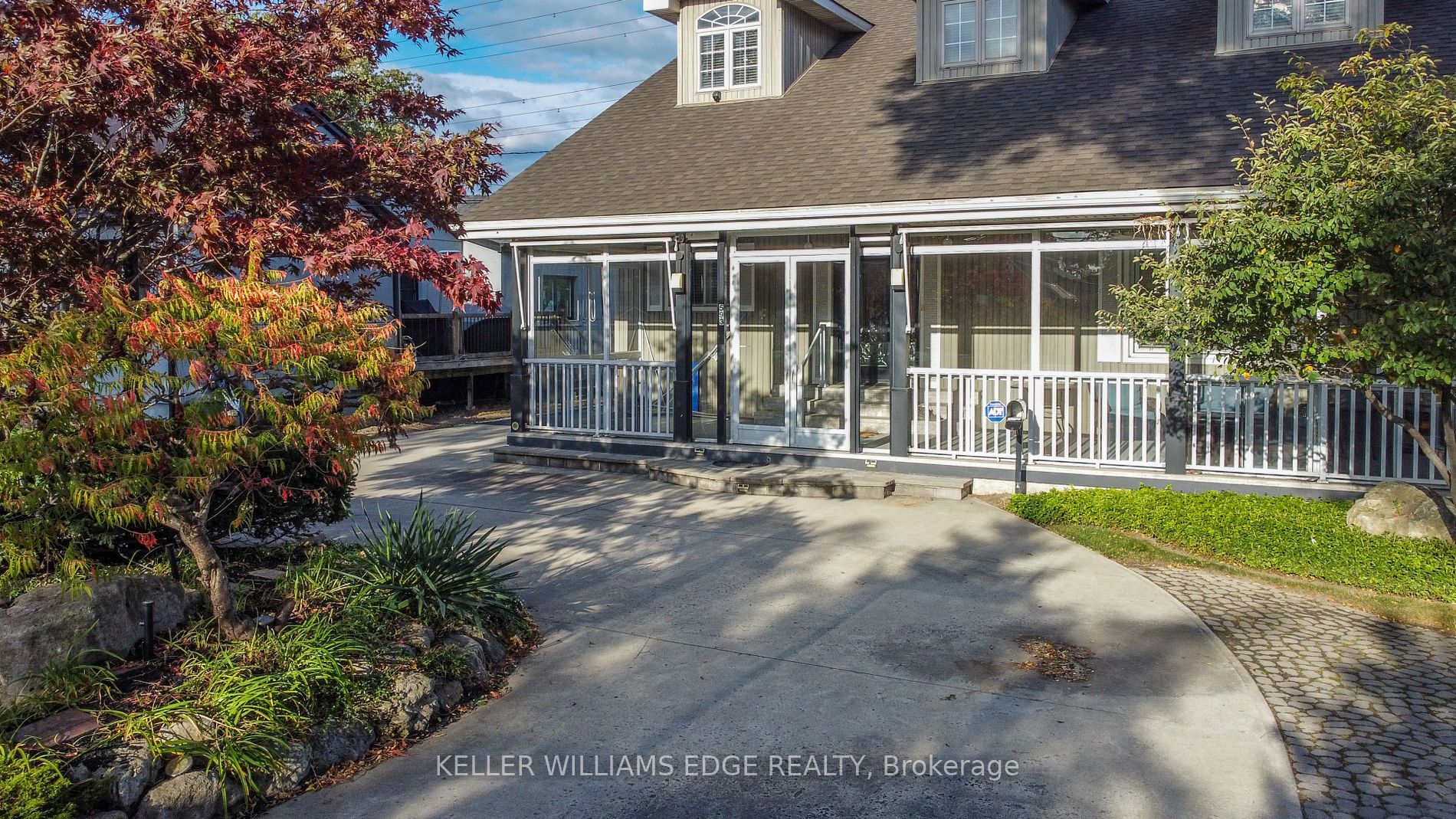 593 Beach Blvd
