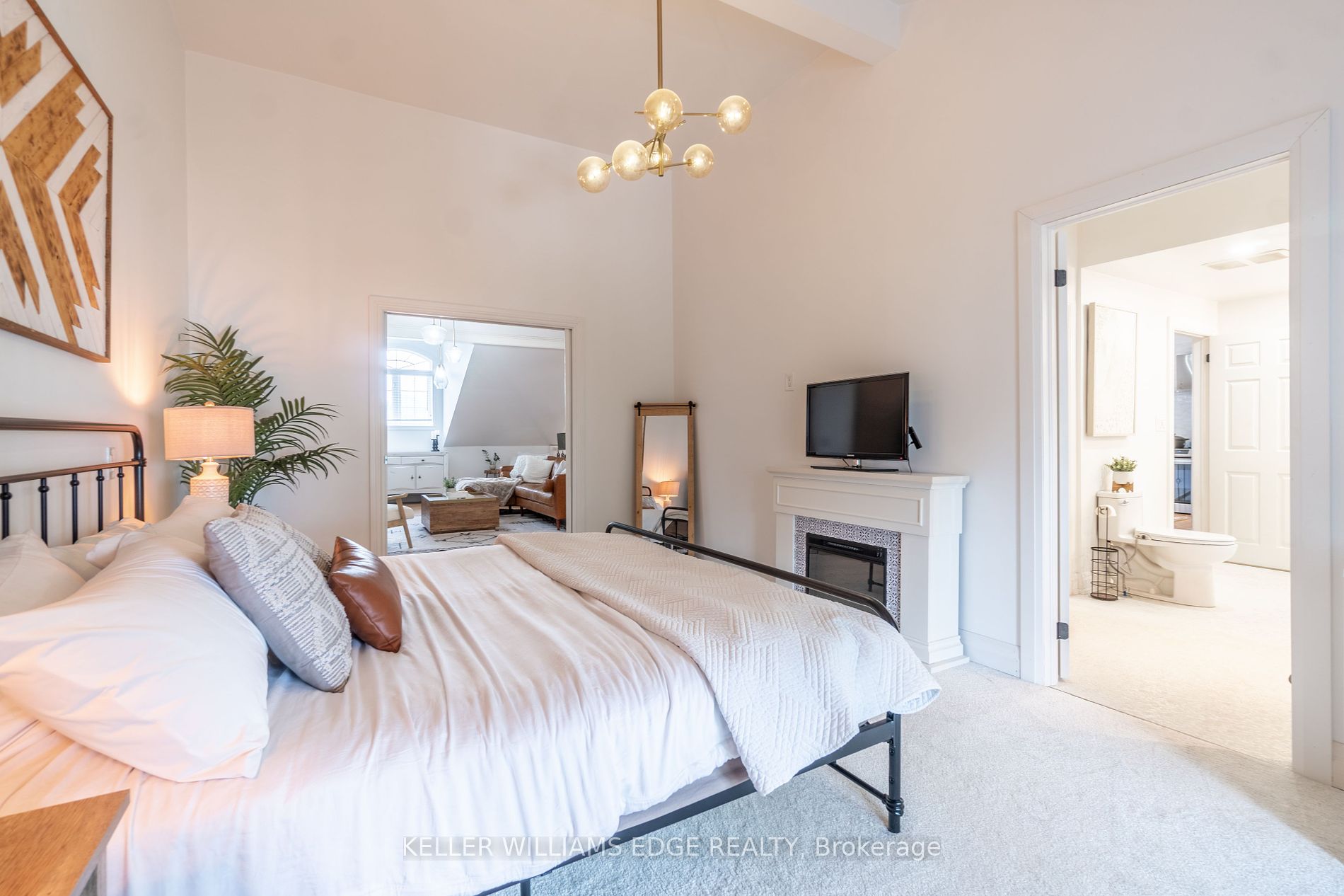 593 Beach Blvd