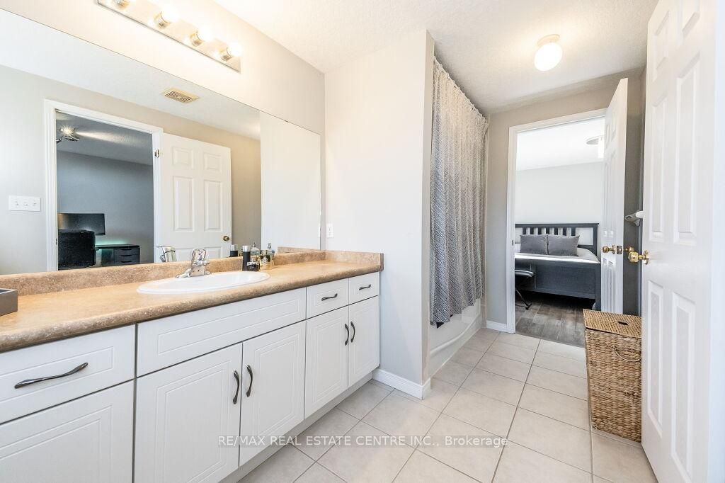 173 Clair Rd W