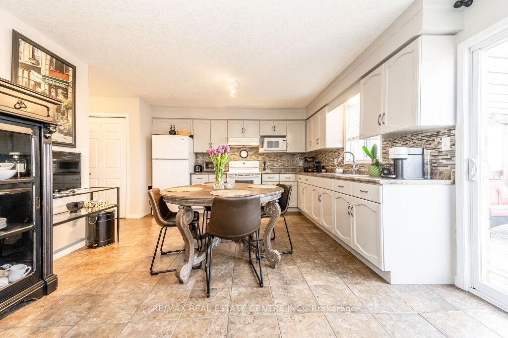 173 Clair Rd W