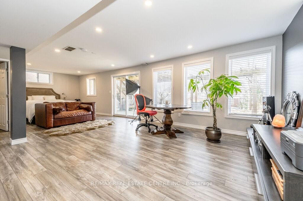 173 Clair Rd W