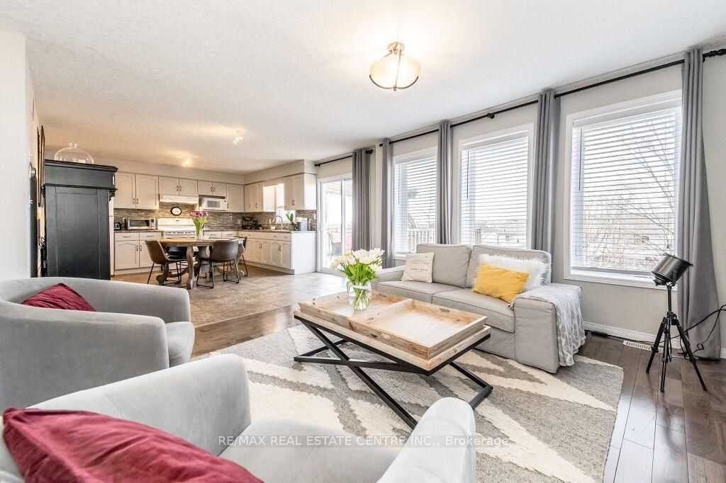 173 Clair Rd W