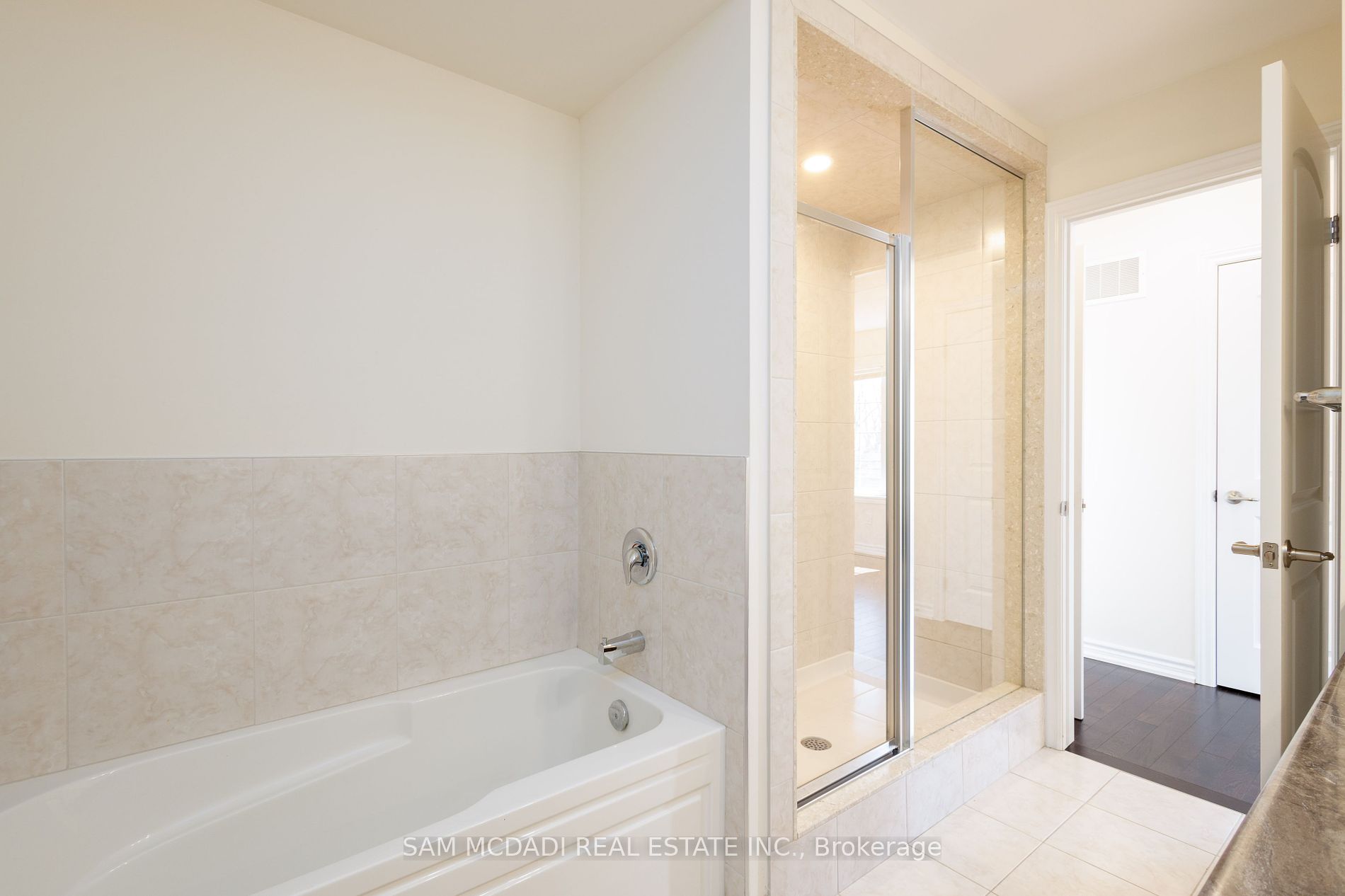 515 Garner Rd W, #1