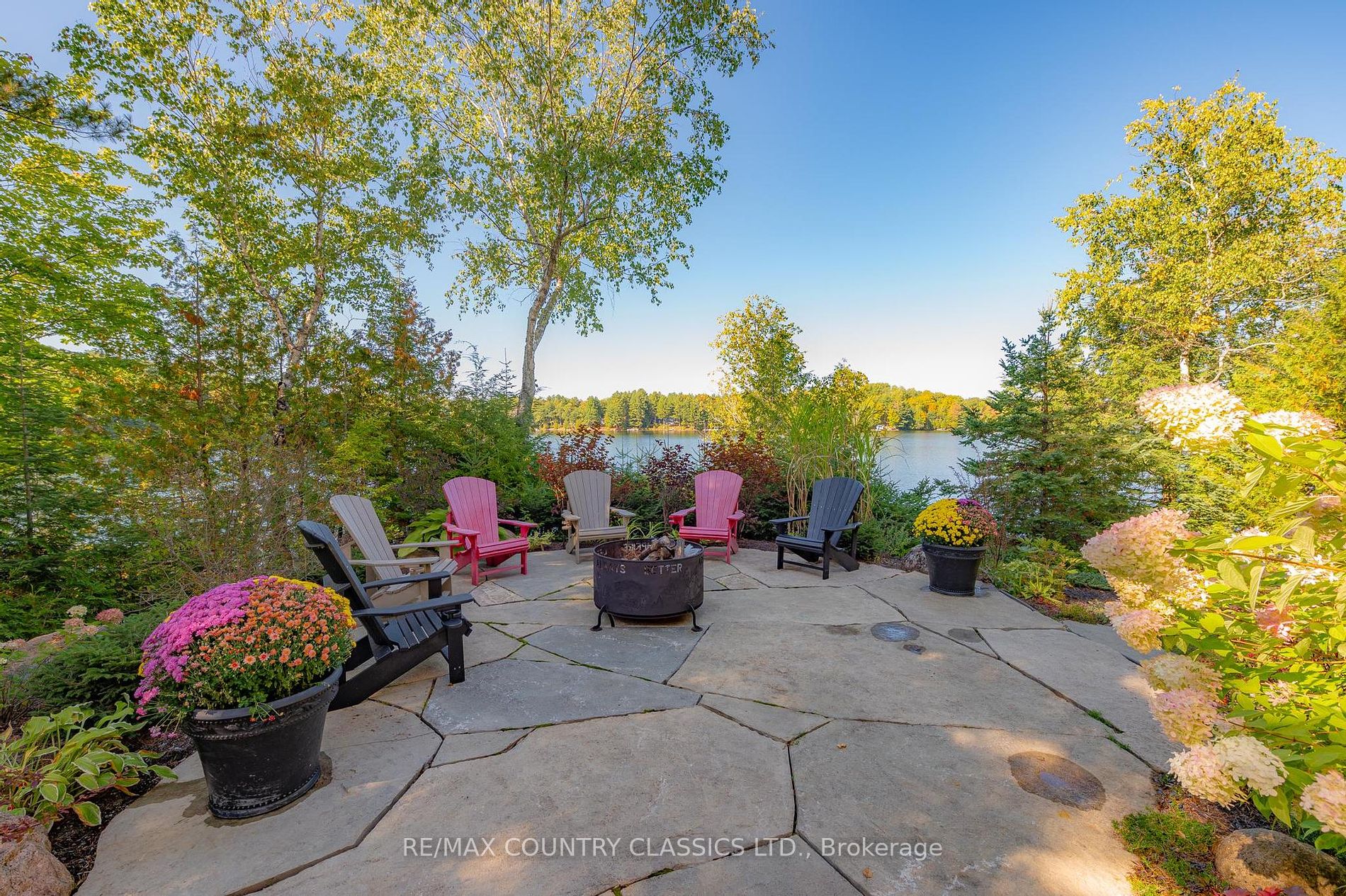 32 Shadowood Lane