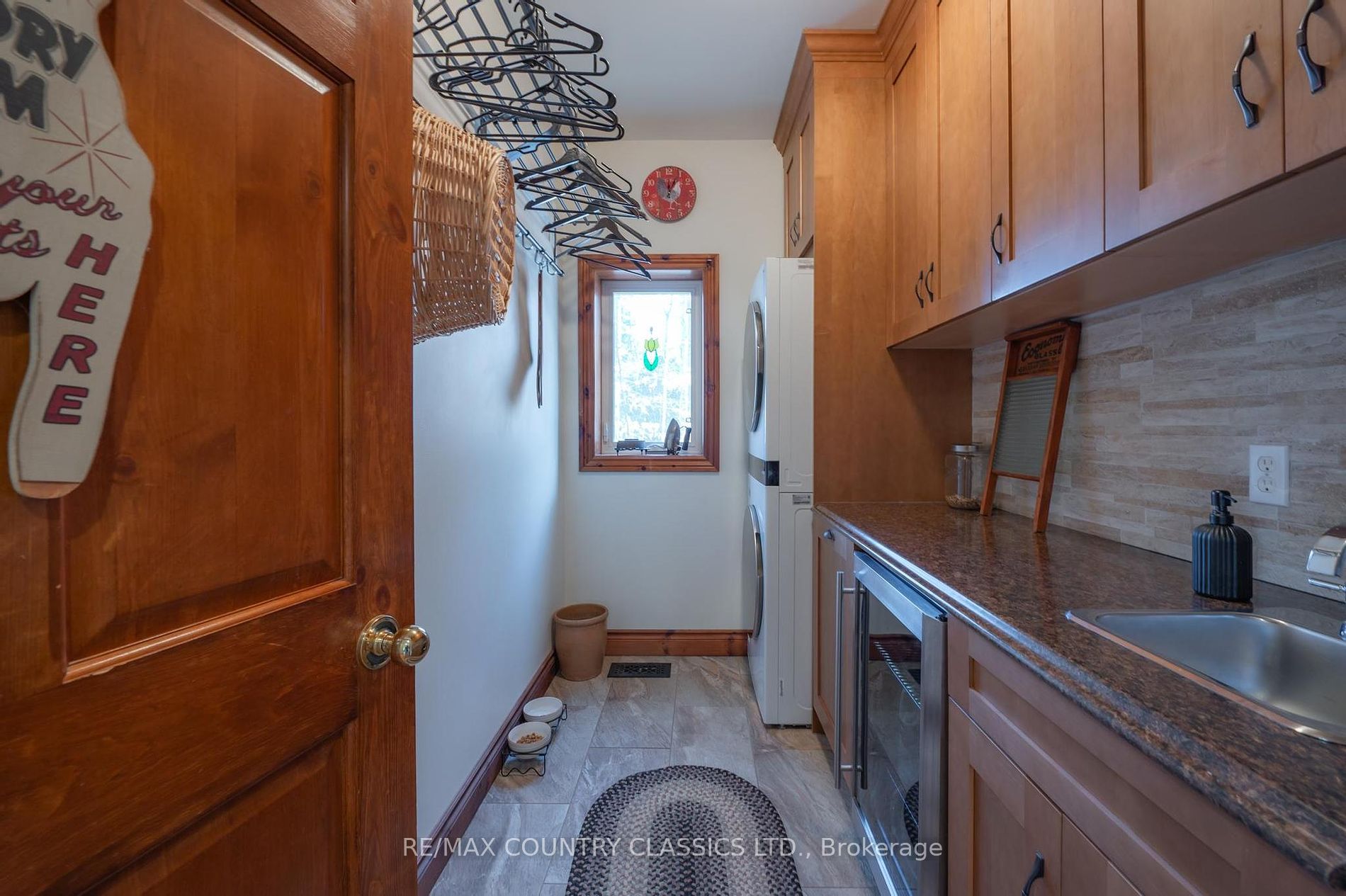 32 Shadowood Lane