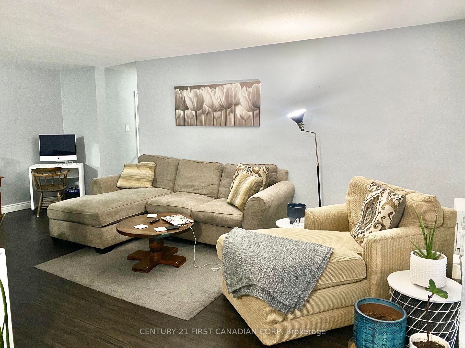 645 Wonderland Road S, #2