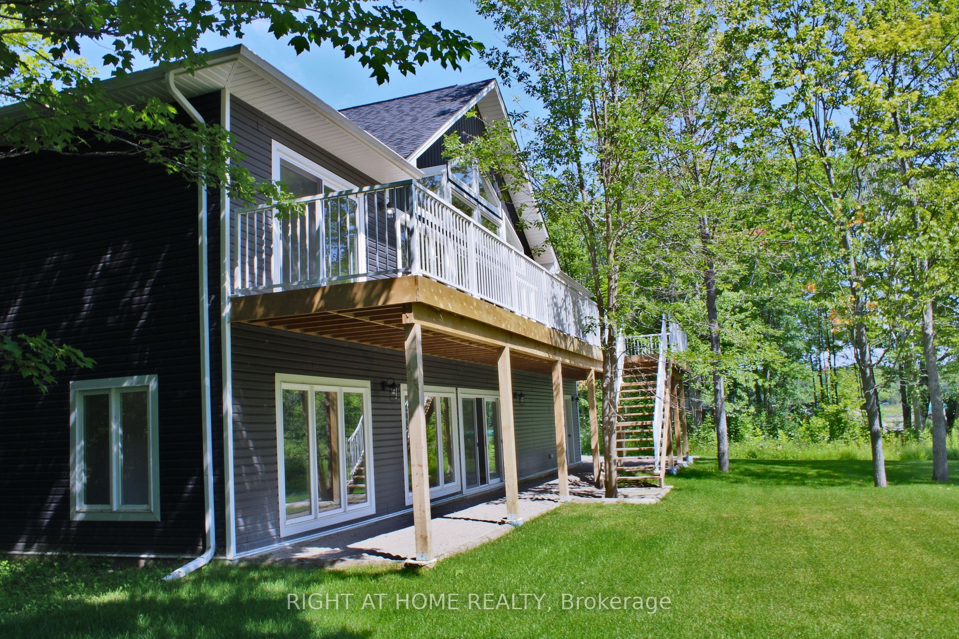 187 Lakeview Drive