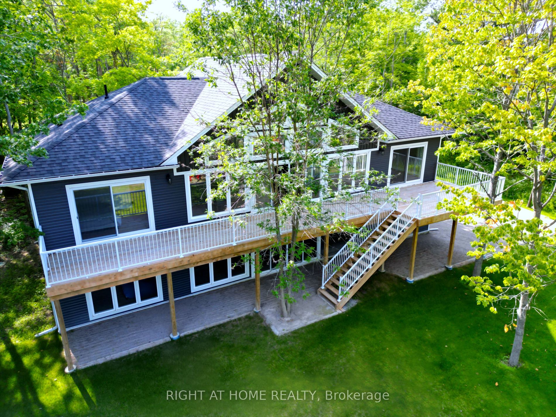 187 Lakeview Drive