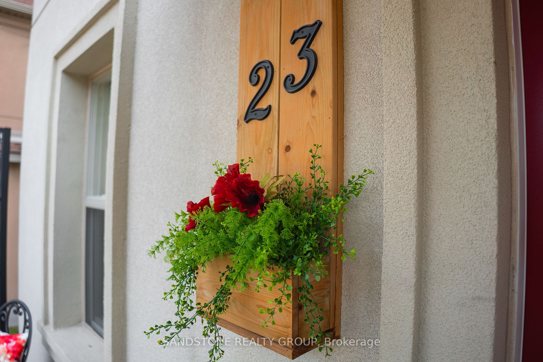 23 Elm Ave