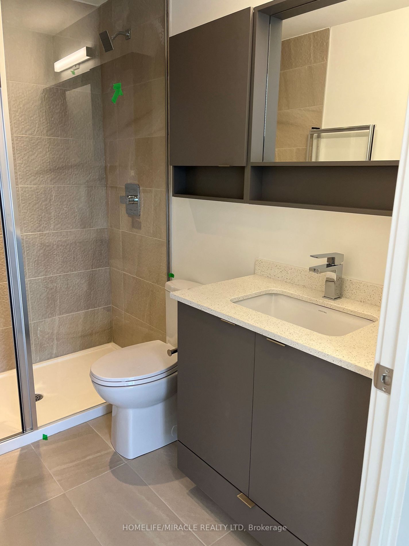 415 Main Street W, #320