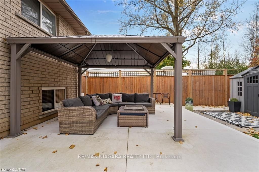 43 Thorold Avenue