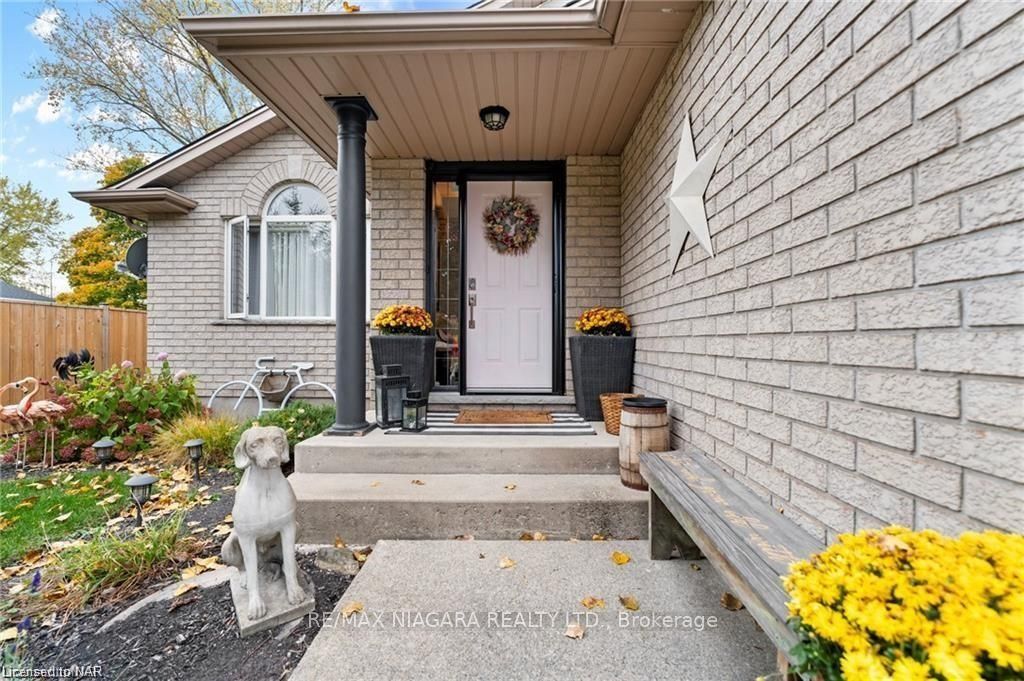 43 Thorold Avenue