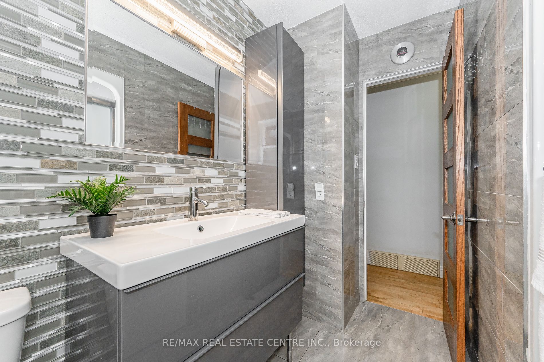 18 Summerside Cres