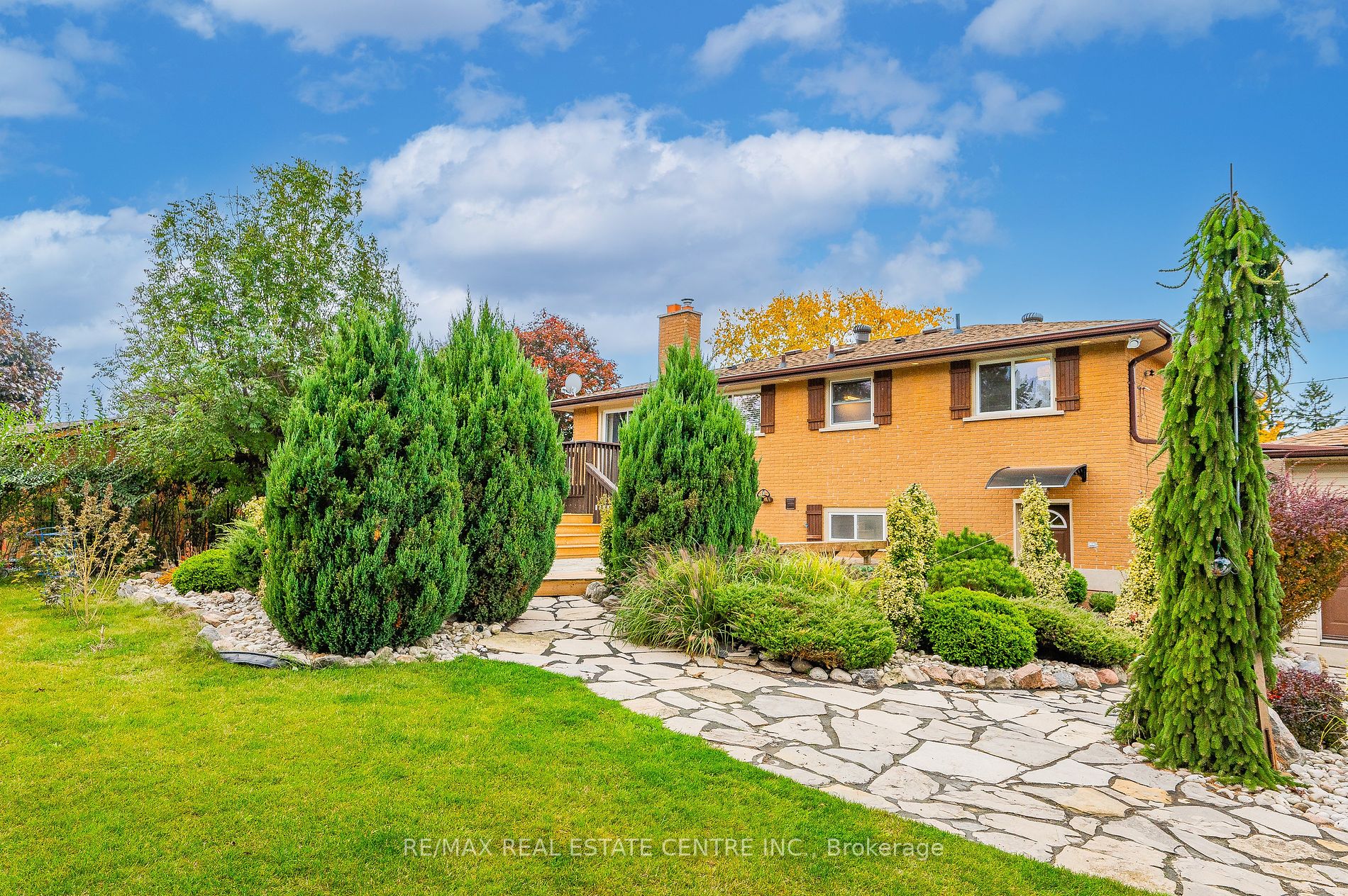 18 Summerside Cres