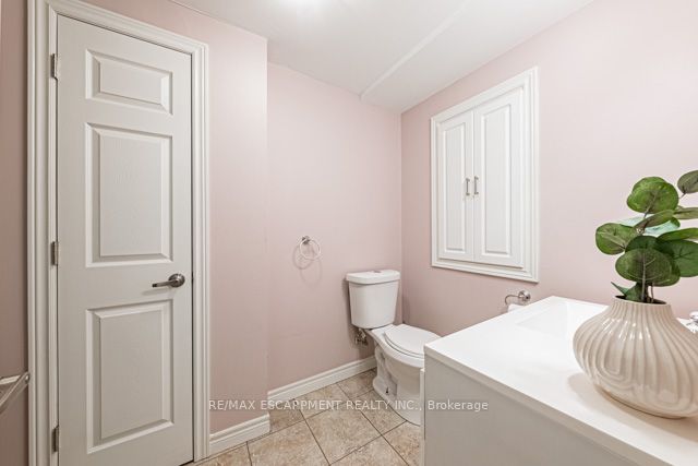 135 Theodore Dr