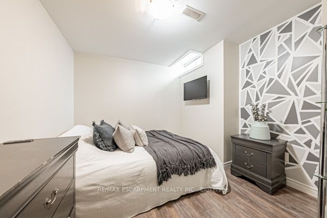 135 Theodore Dr
