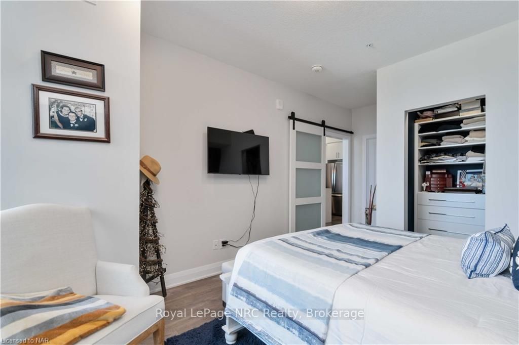 16 Concord Pl, #429
