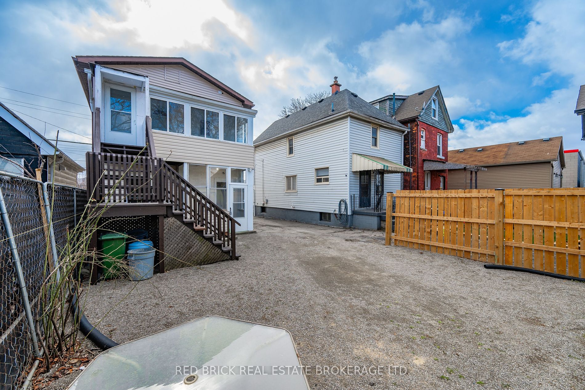 81 Beach Road