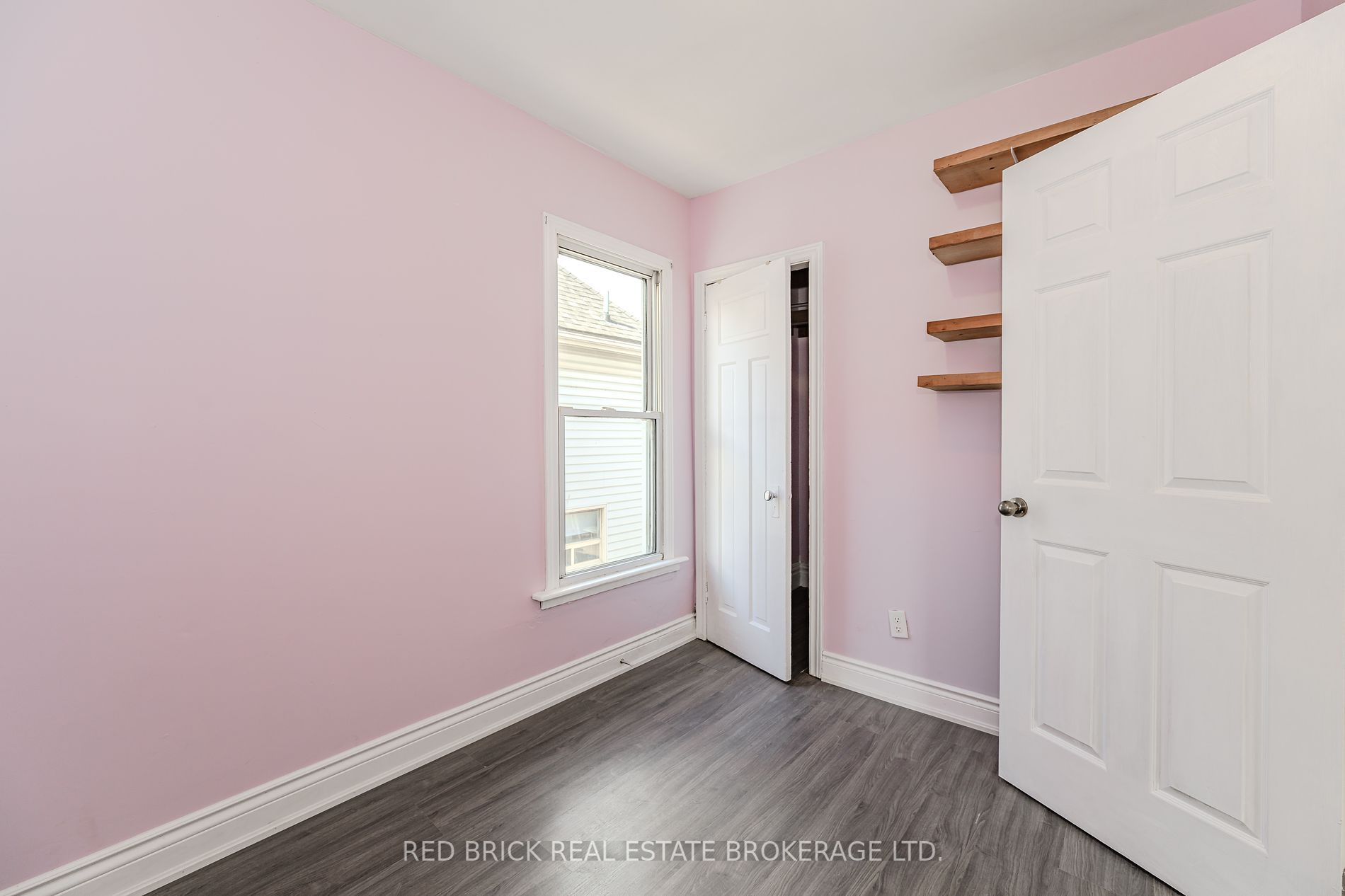 81 Beach Road