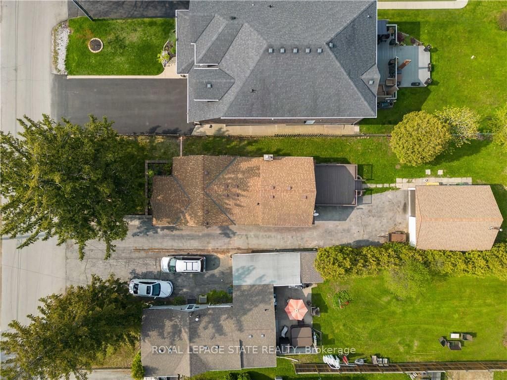 101 Teal Ave