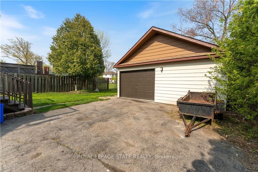 101 Teal Ave