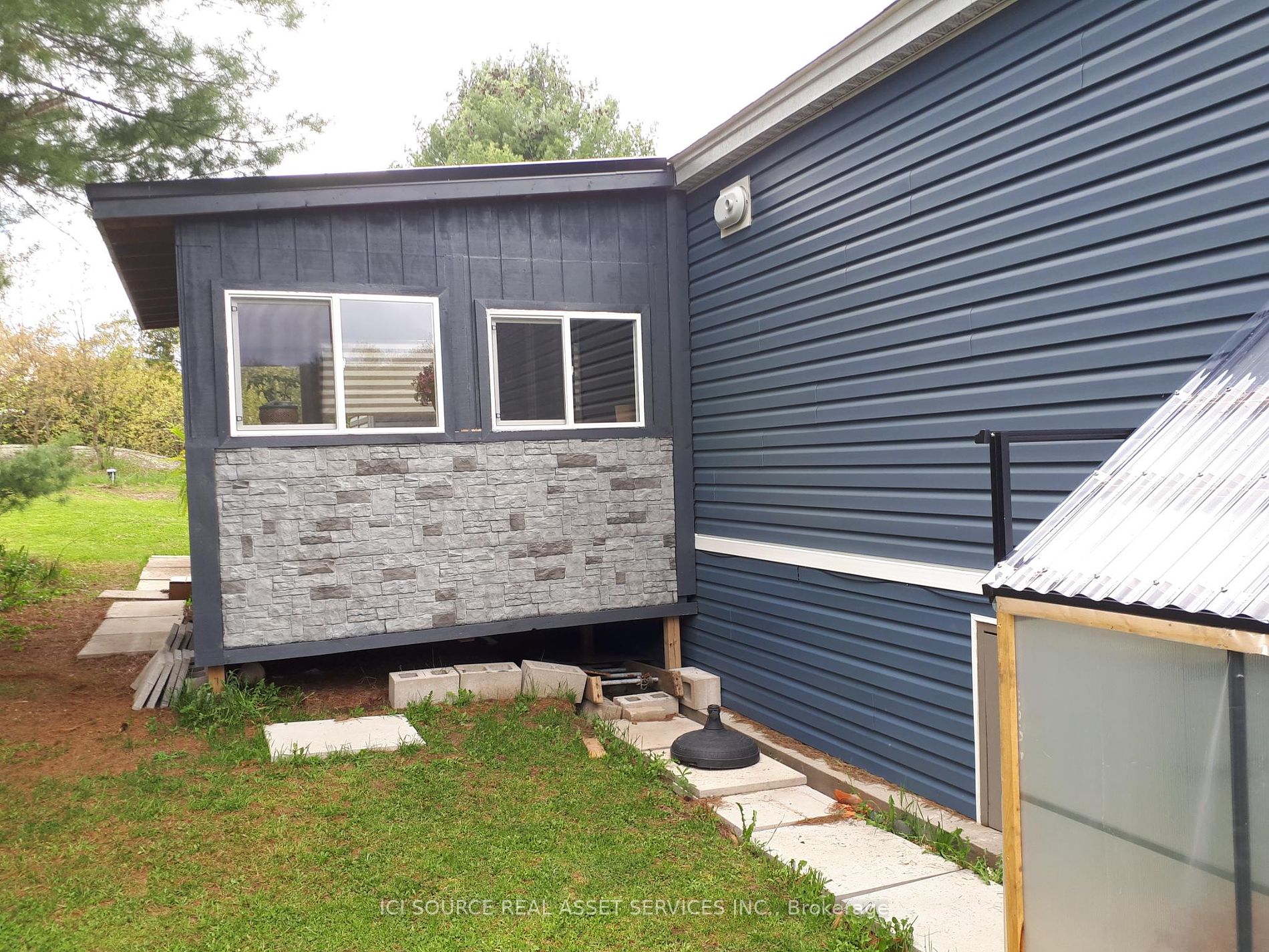 7 Pawlett Road