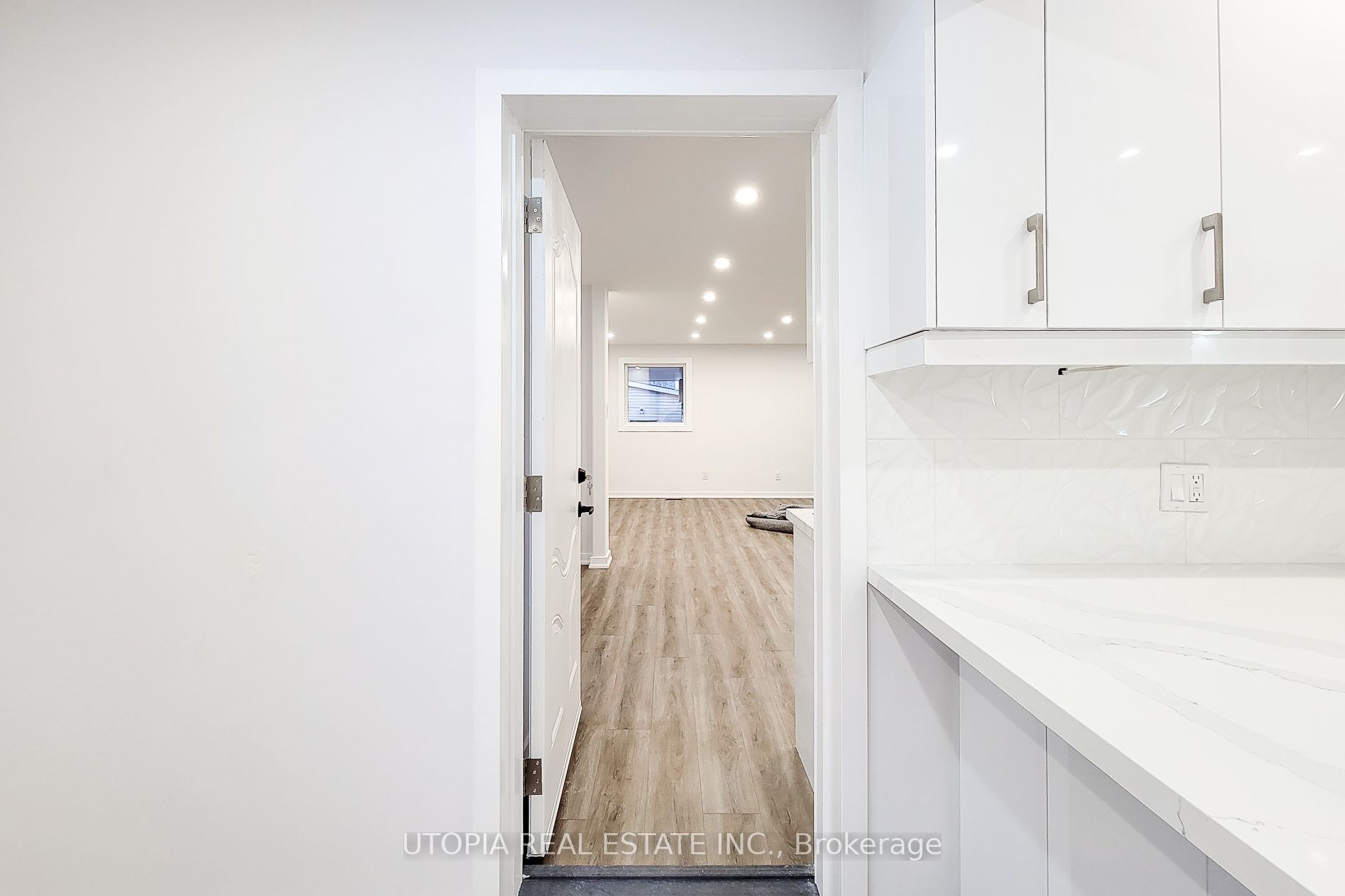 184 Beach Boulevard