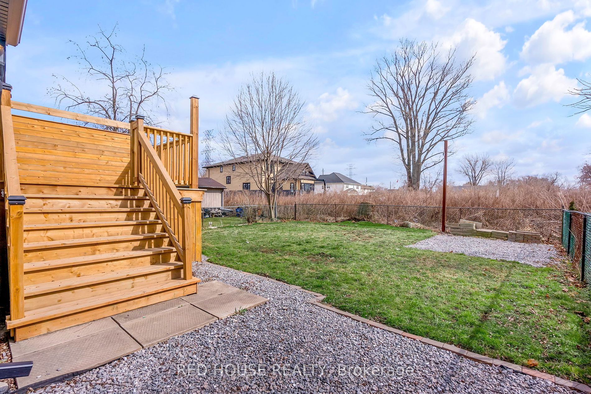 10 Bayside Avenue