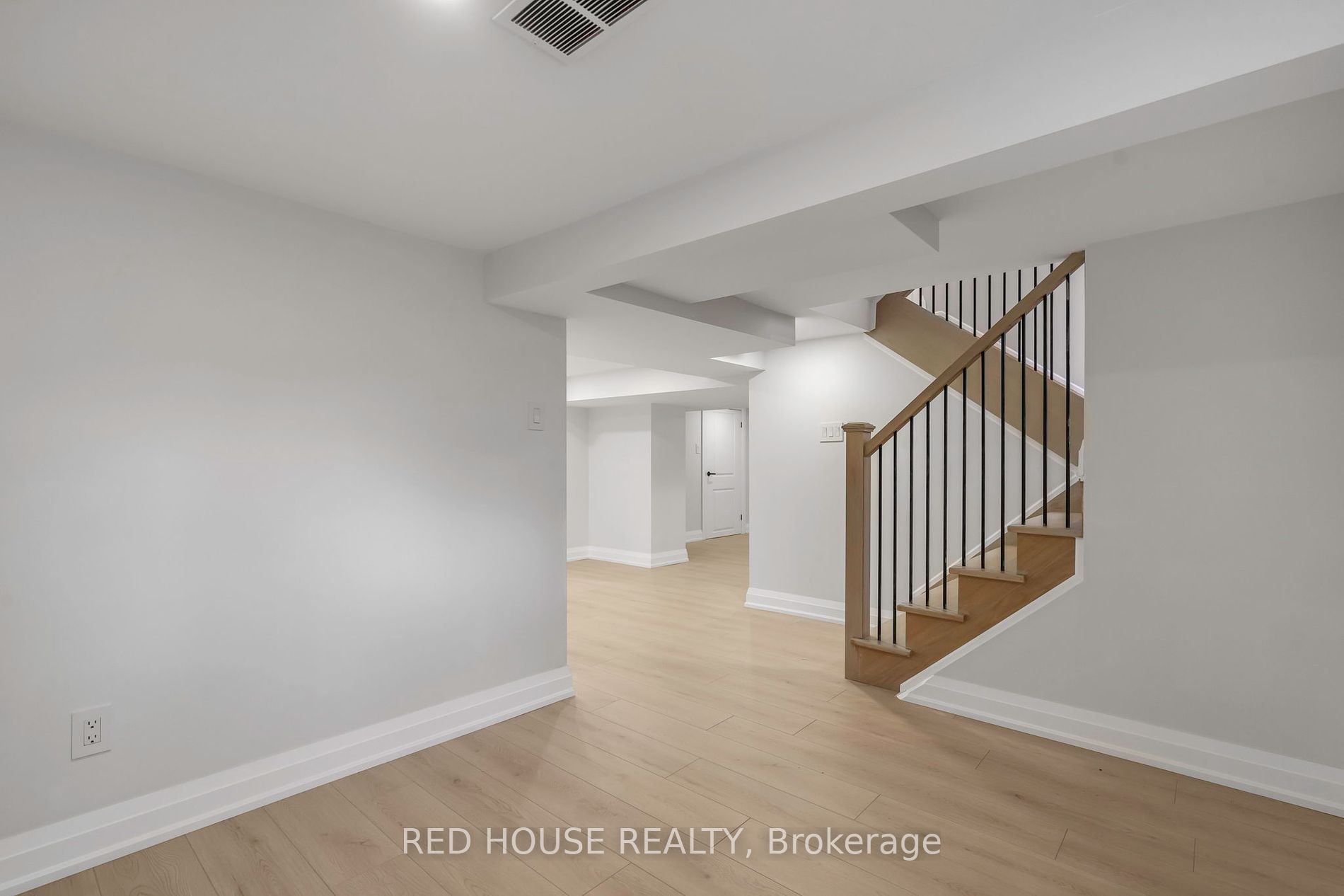 10 Bayside Avenue