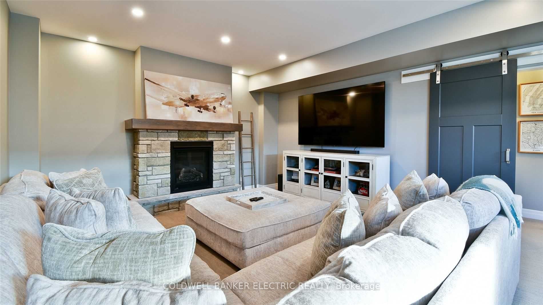 101 Chandler Cres
