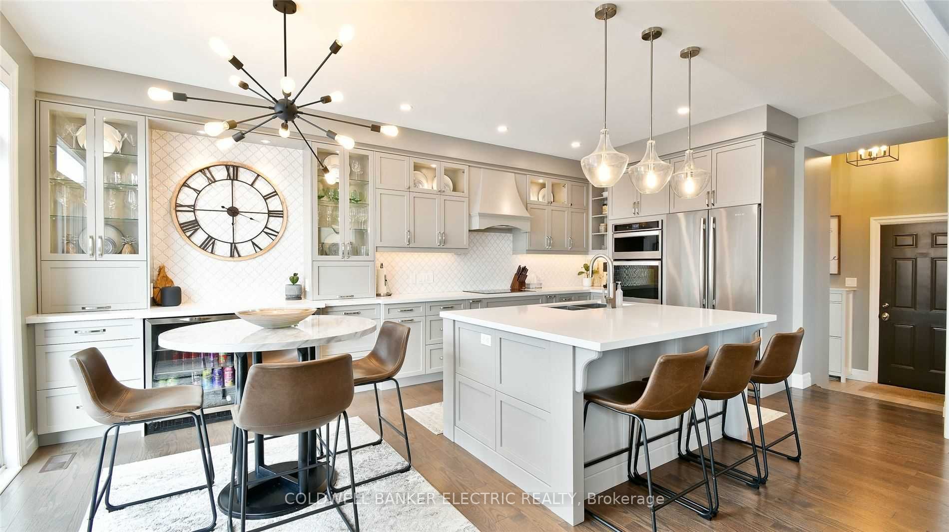 101 Chandler Cres