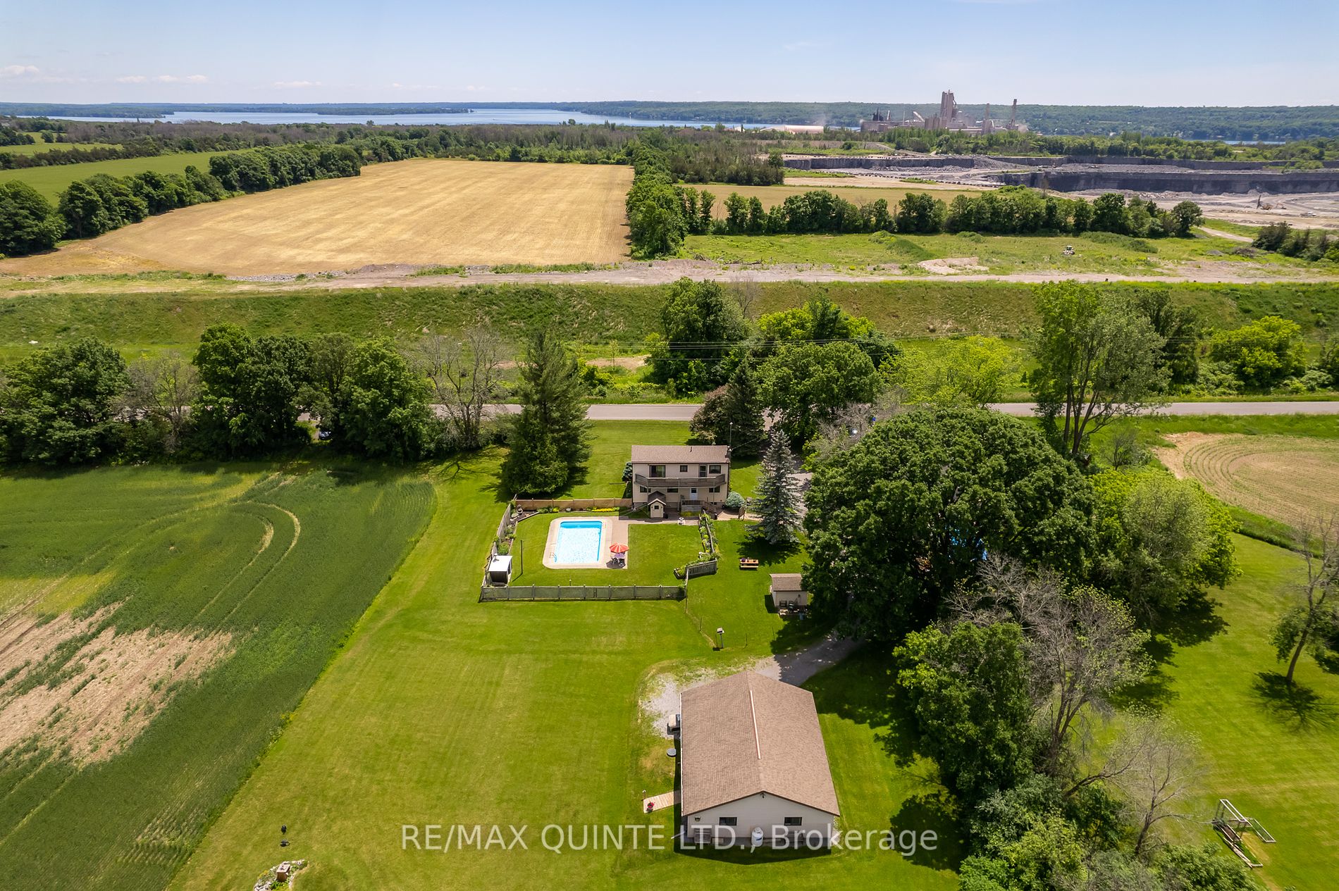 257 Elmbrook Rd