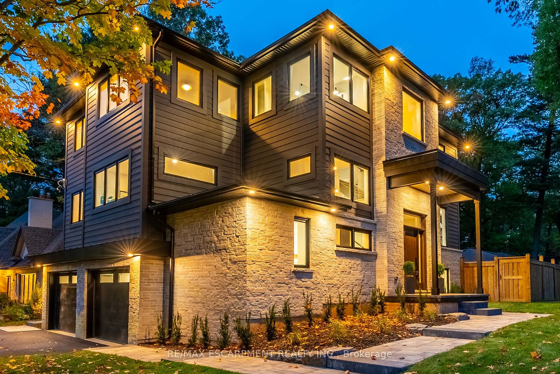 262 Robina Rd