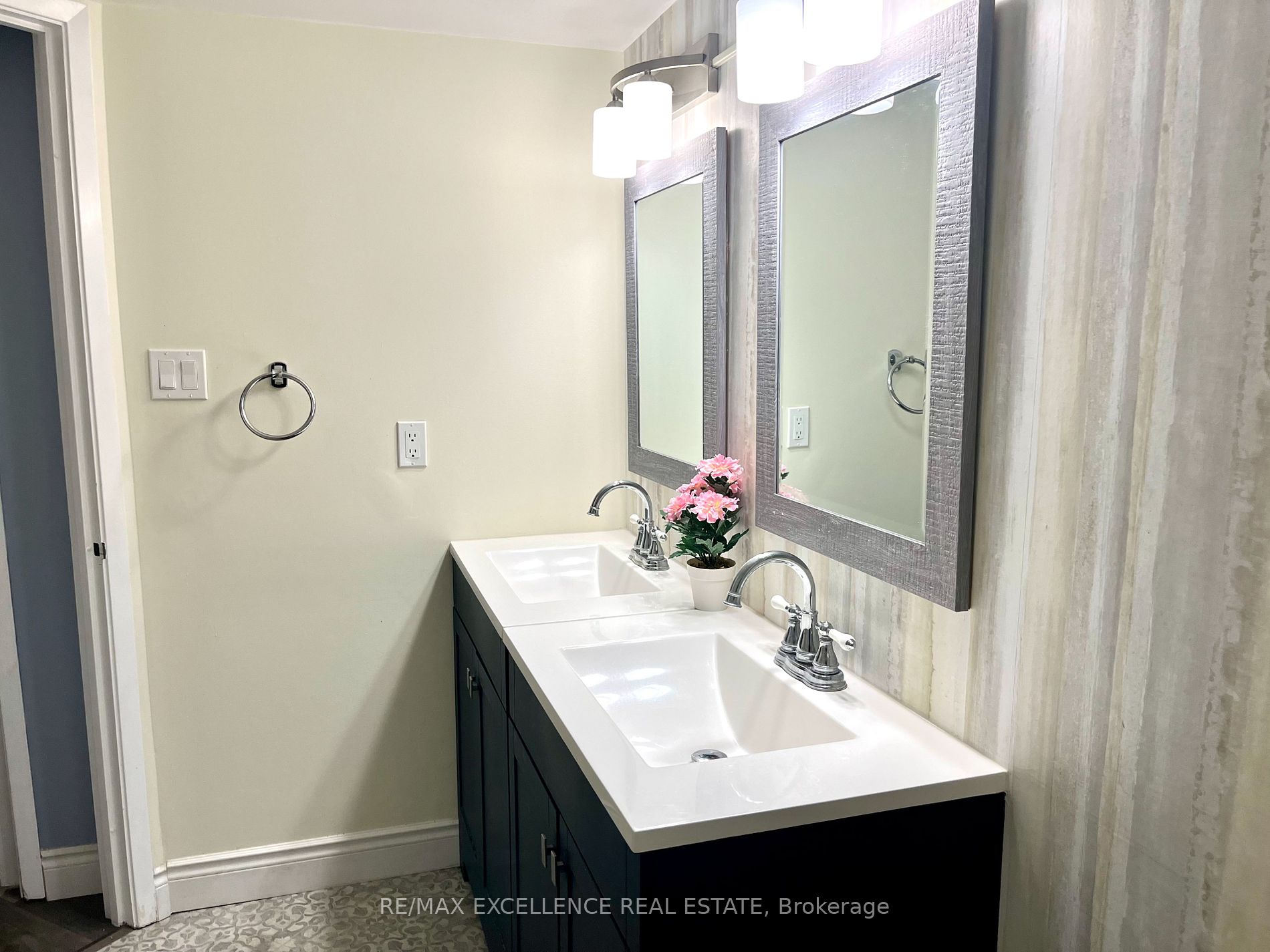 8 Christopher Court, #307