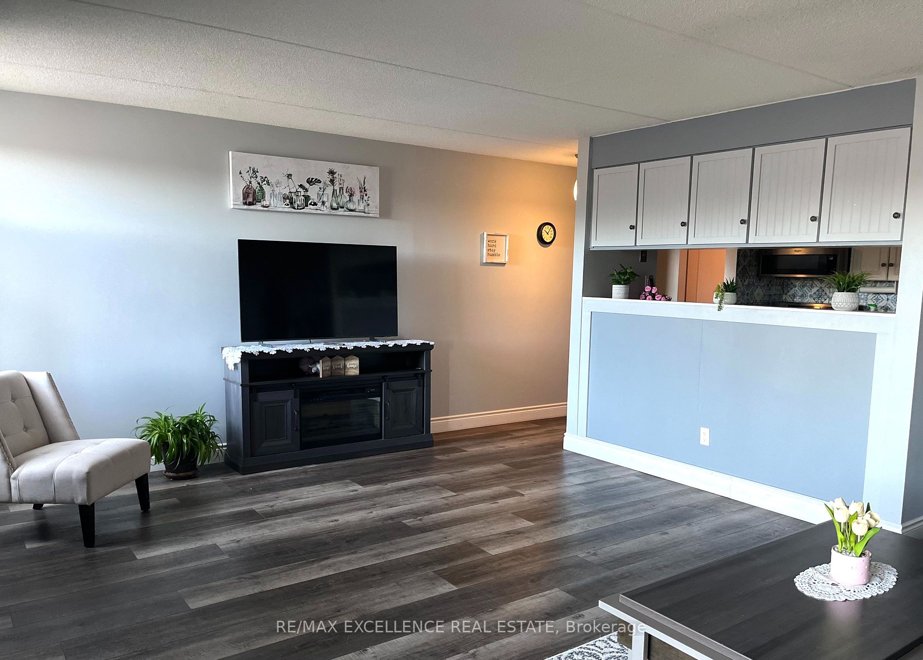 8 Christopher Court, #307