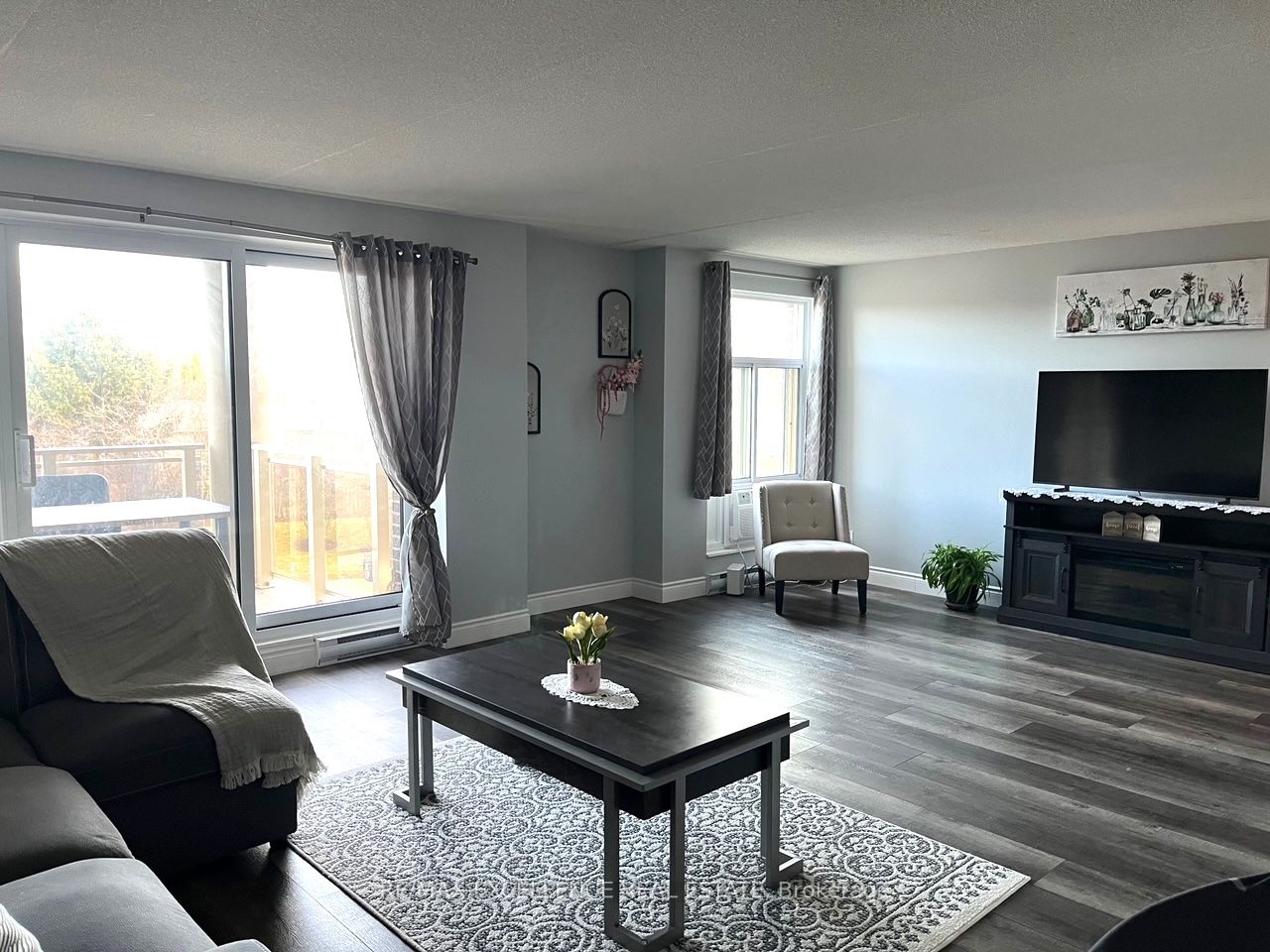 8 Christopher Court, #307