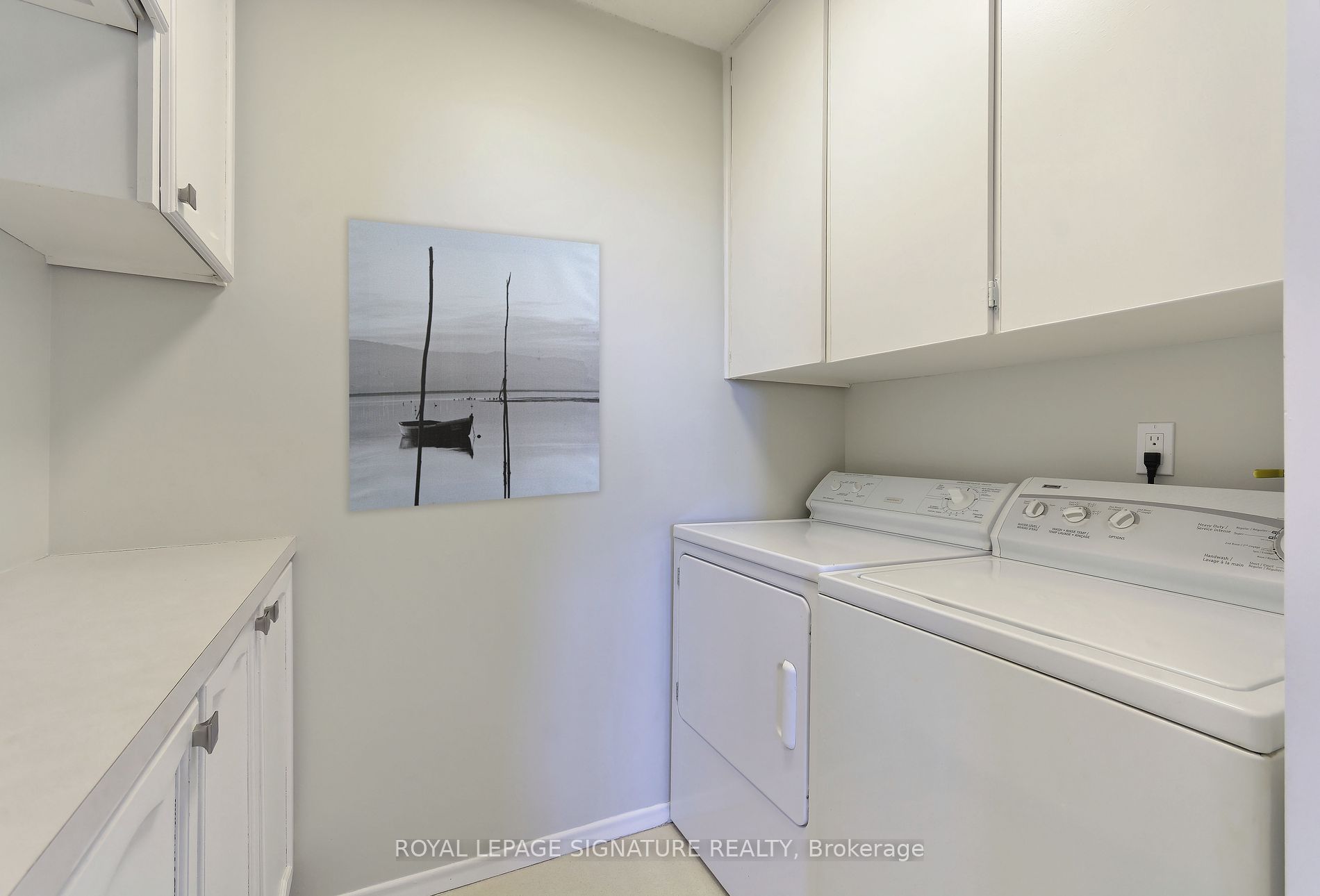 19 Woodlawn Road E #607