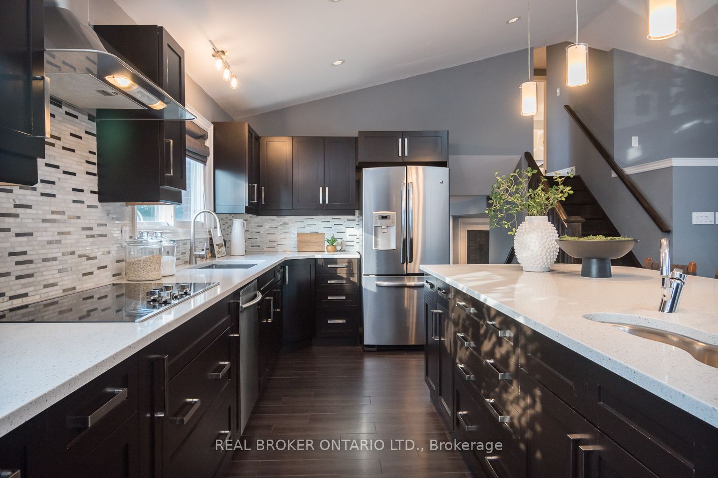 4 Forest Glen Crescent