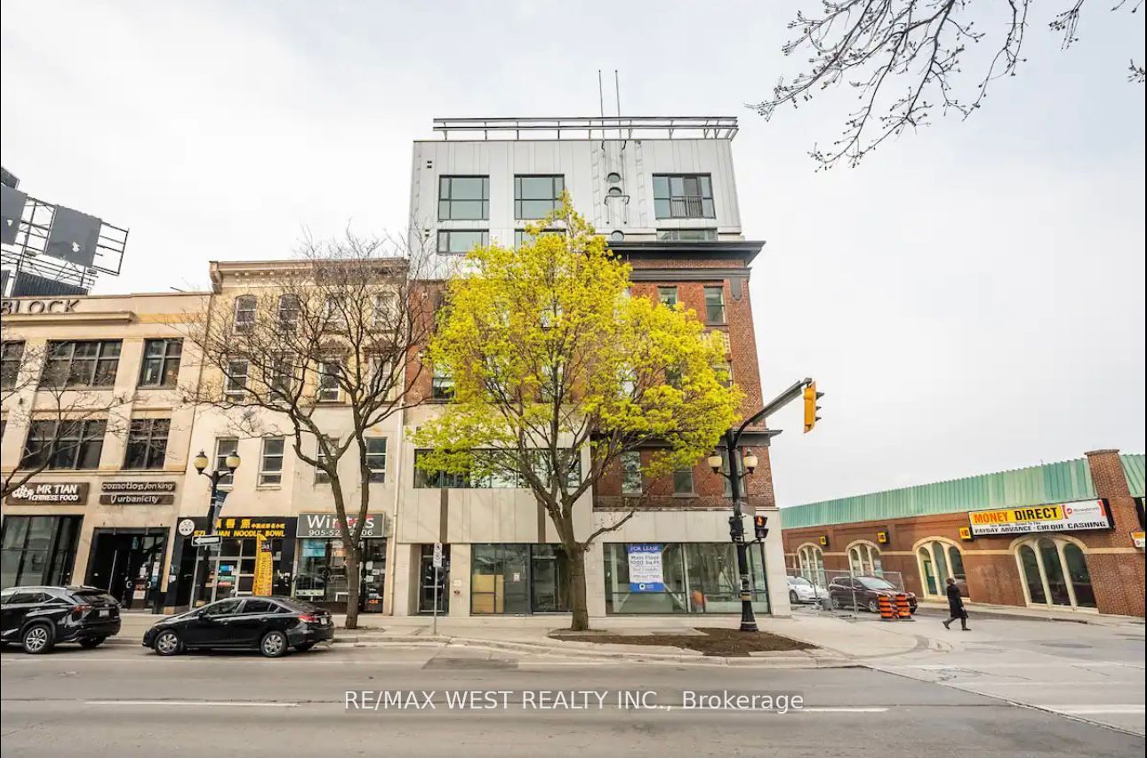 121 King St E, #104