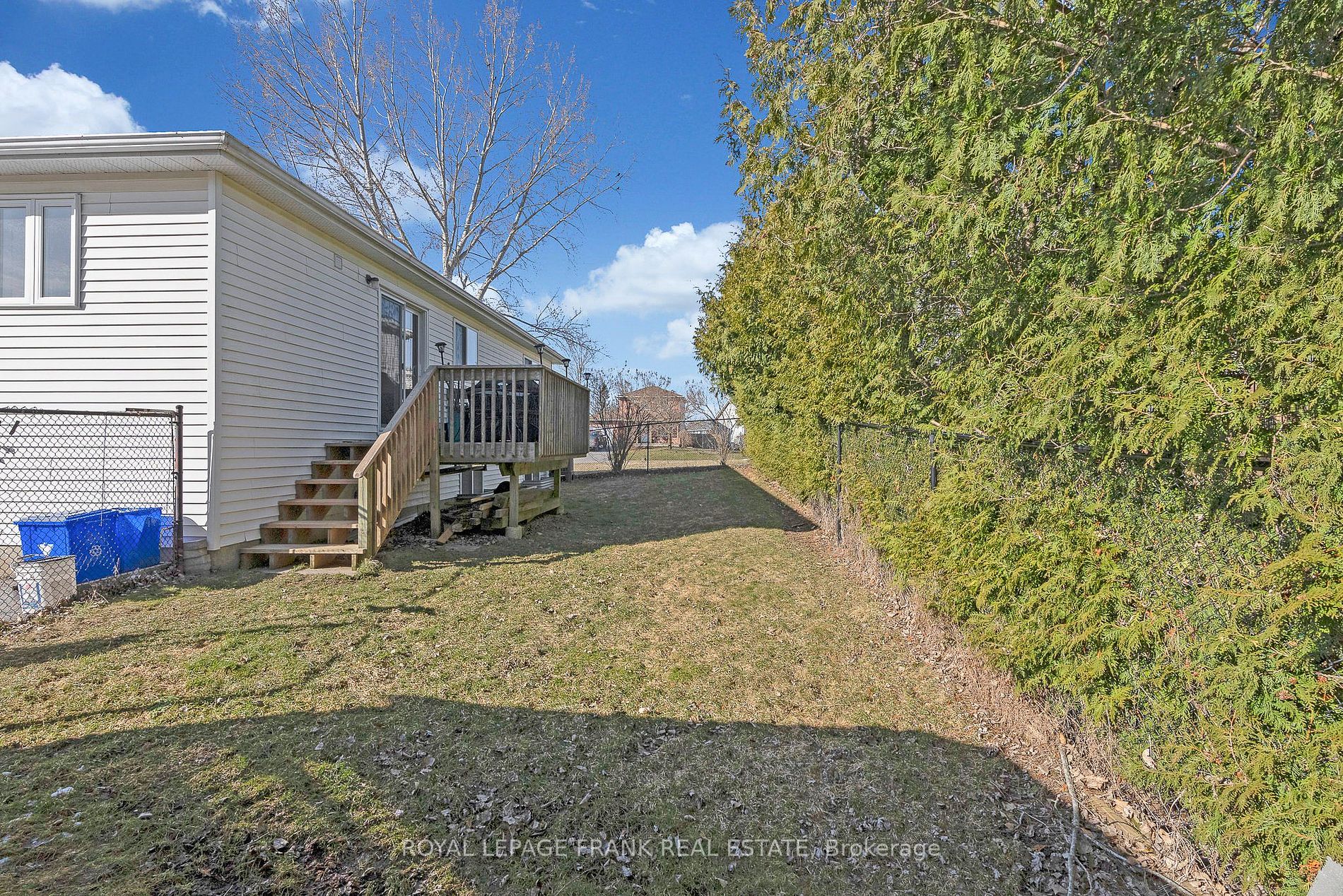 1 Sarah Cres