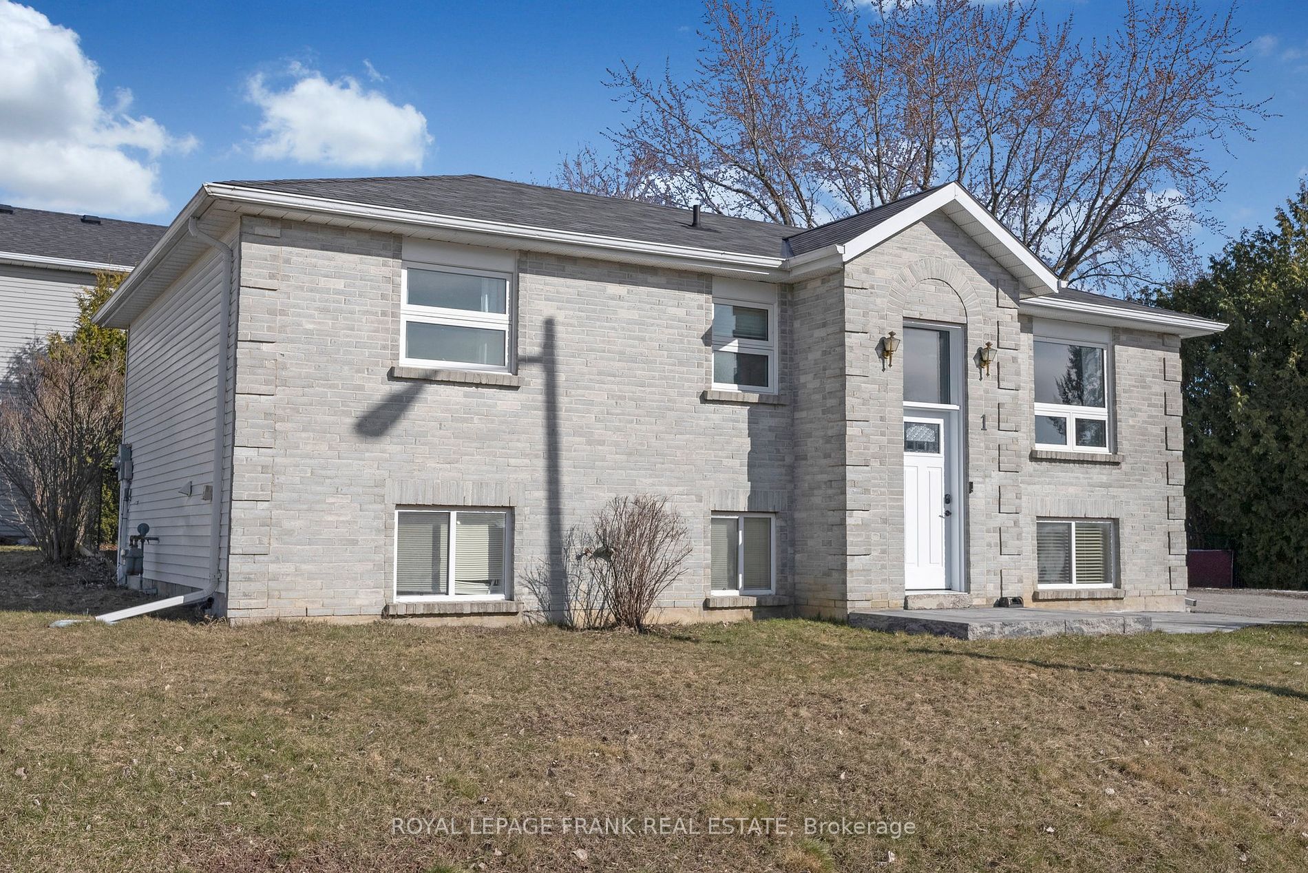 1 Sarah Cres