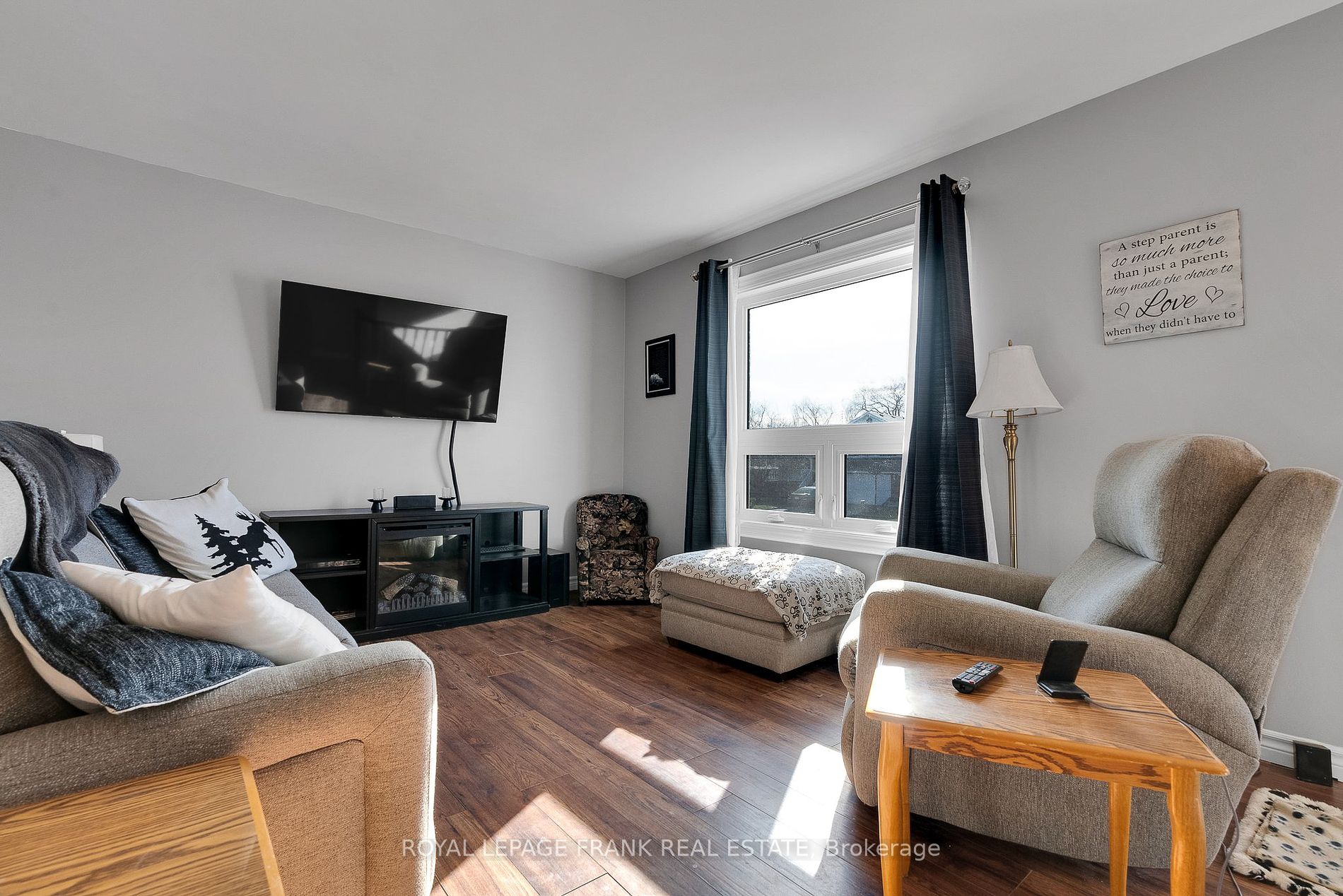1 Sarah Cres