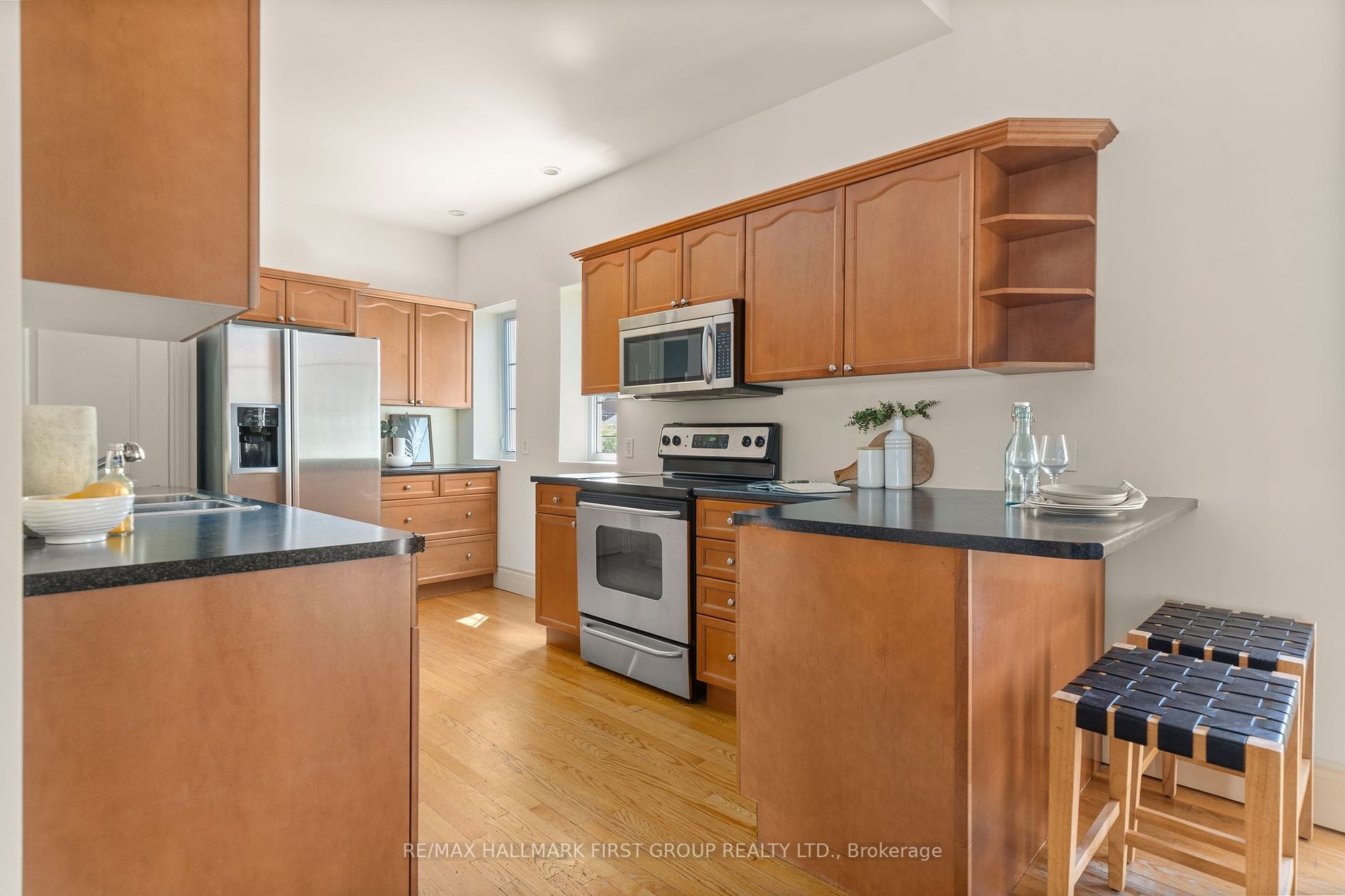 304 Division St